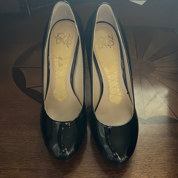 Joan and David - Picture 2 of 5